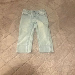 Beautiful DKNY Capri jeans for girls